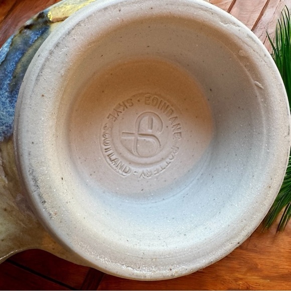 Set of 4 Handmade Stoneware Mugs – Edinbane Pottery Scotland – Footed Cups - Picture 11 of 14